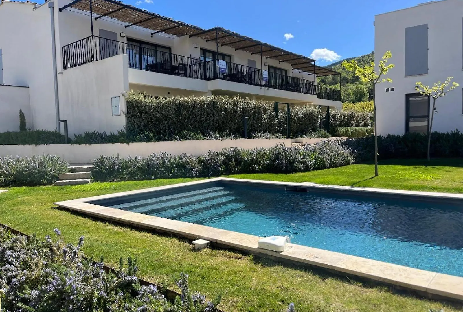 Le Tircis - 2 Slaapkamers Met Terras En Zwembad Aan De Mont Ventoux Malaucène